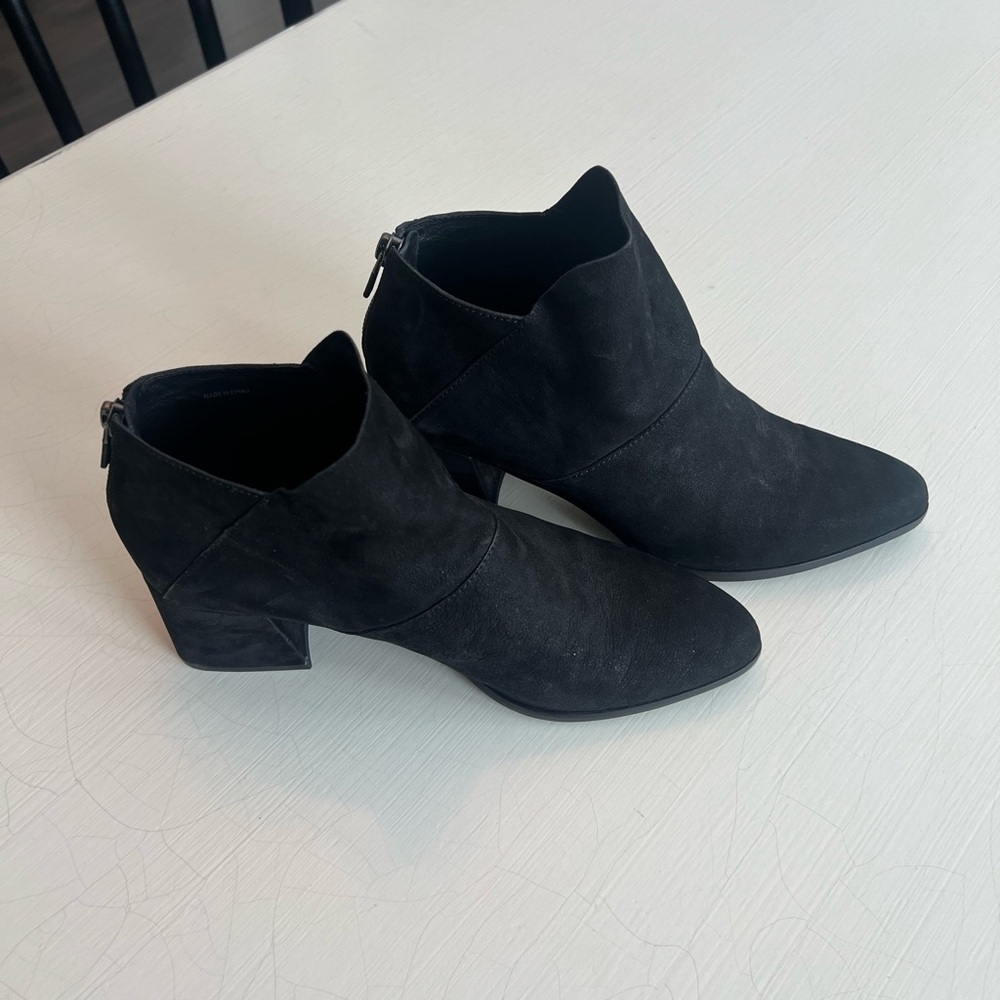 Eileen Fisher Leather Fayo Bootie